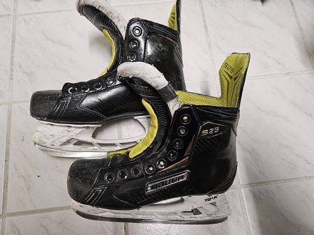 Bauer Schlittschuhe / Skates Gr. 37.5 EUR