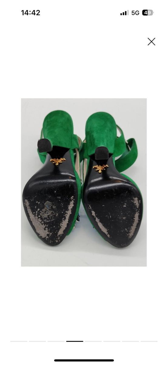 Prada Scarpe da donna: Prada Runway Green Suede Crystal Sandals size 39 – Usato da Worblaufen venduto da ble_8s65 4