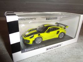 Minichamps 1:43 Porsche 911 GT2RS