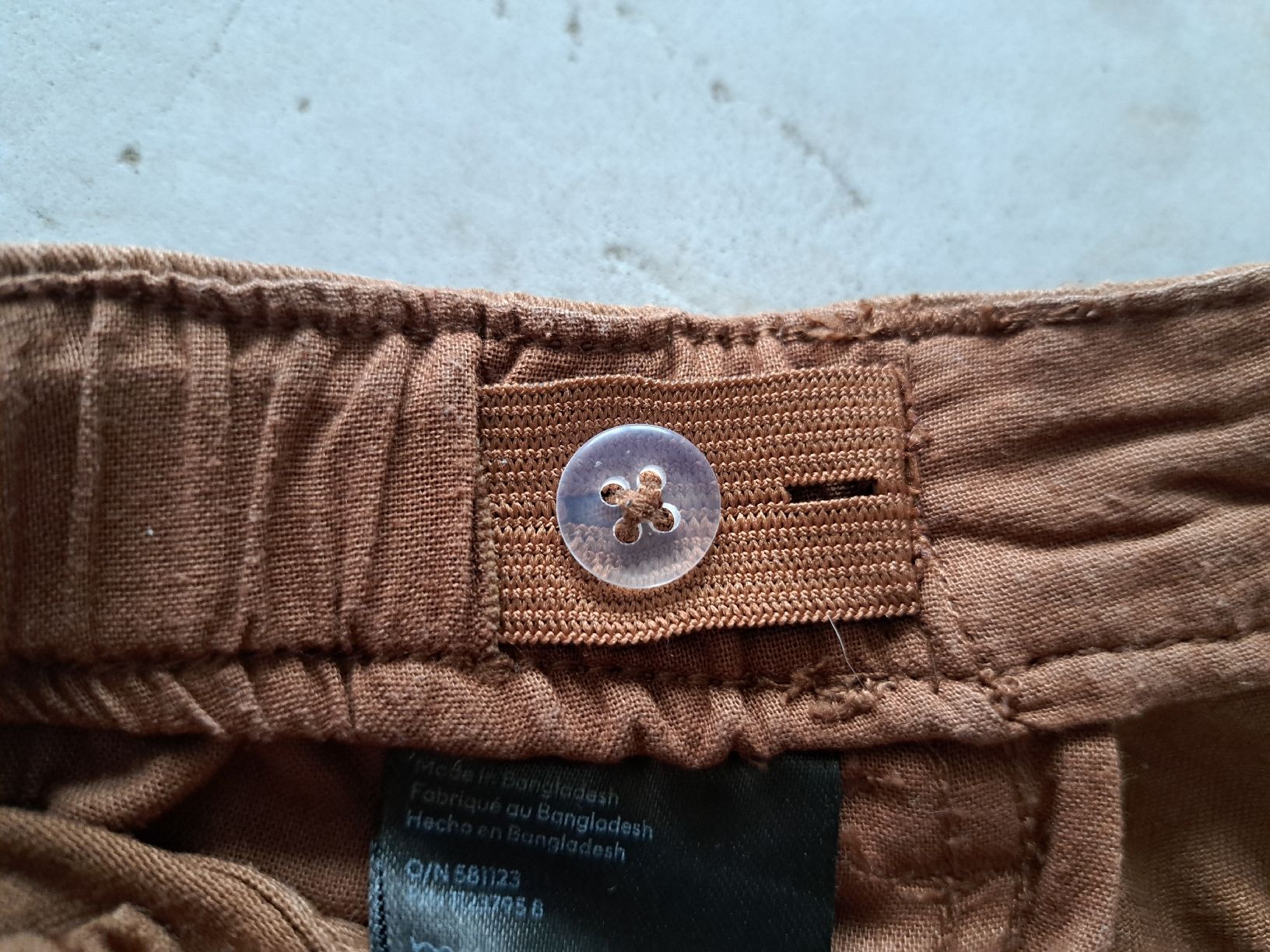 H&M Pantaloni: Hose, Gr. 140 – Usato da Seuzach venduto da nadine.baur84 2