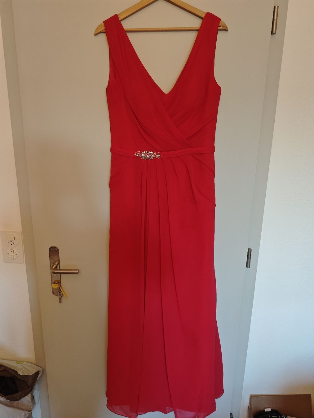 Robes: Abendkleid rot, M – Neuf (Voir description) à Nennigkofen par reg_2l8m 1