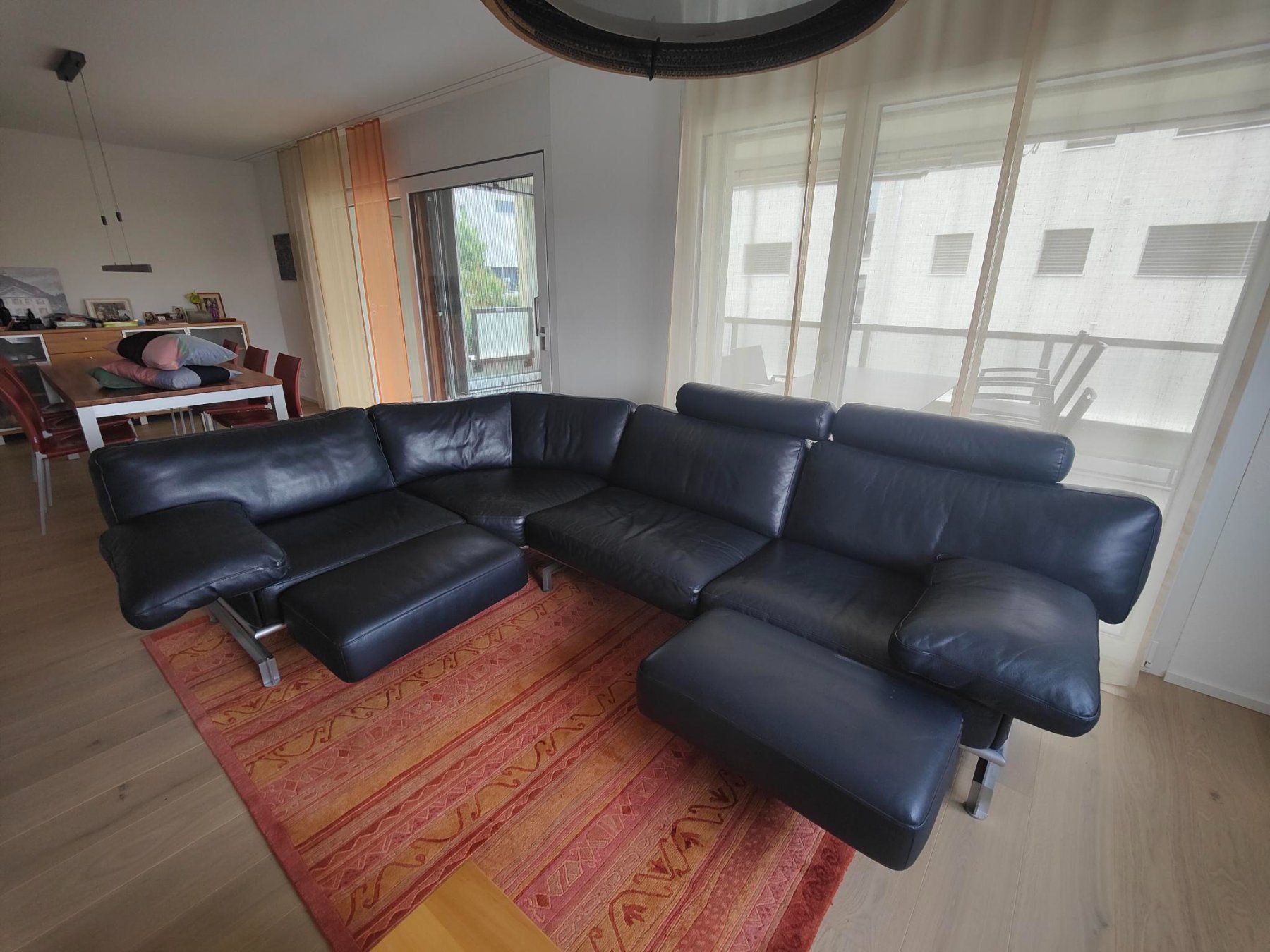 Divani: Blaues Ledersofa – Usato da Roggliswil venduto da adi_86 1