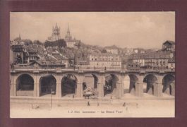 LAUSANNE - Grand Pont - Tram
