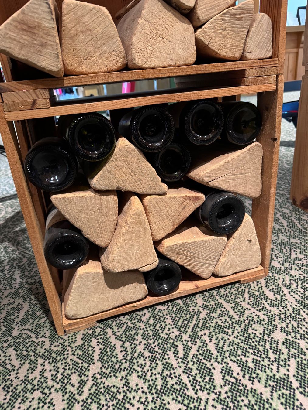 Caisses de transport: Weinkisten Holz "der Klassiker" – D'occasion à Thalwil par Batlizh 1