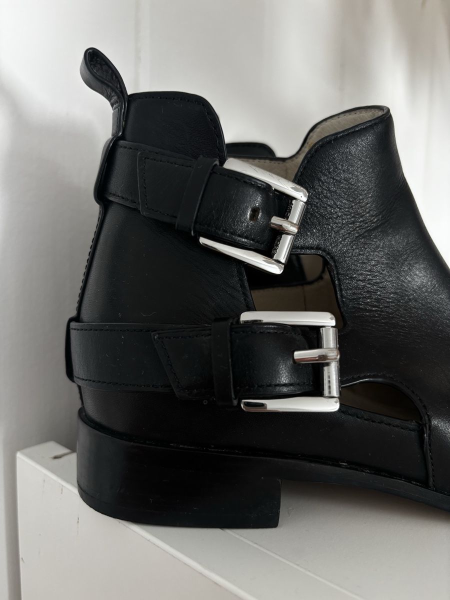 Michael Kors Scarpe da donna: Michael Kors Stiefeletten Grösse 37 mit Cut-Outs – Nuovo (secondo la descrizione) da Stäfa venduto da InesBo 1