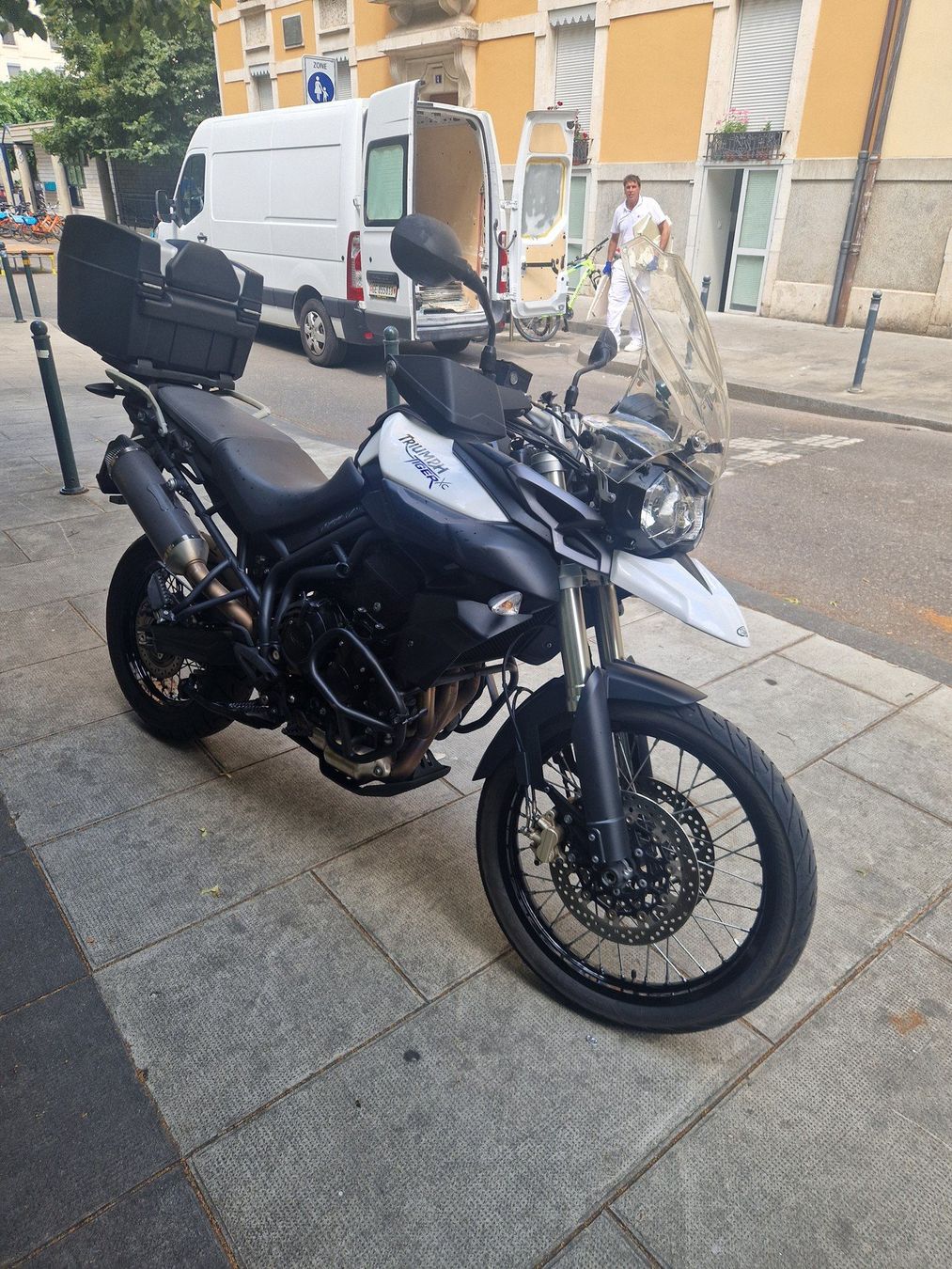 Triumph Touring: Triumph tiger xc800 2013 – Gebraucht aus Chêne-Bougeries von cuicuiz