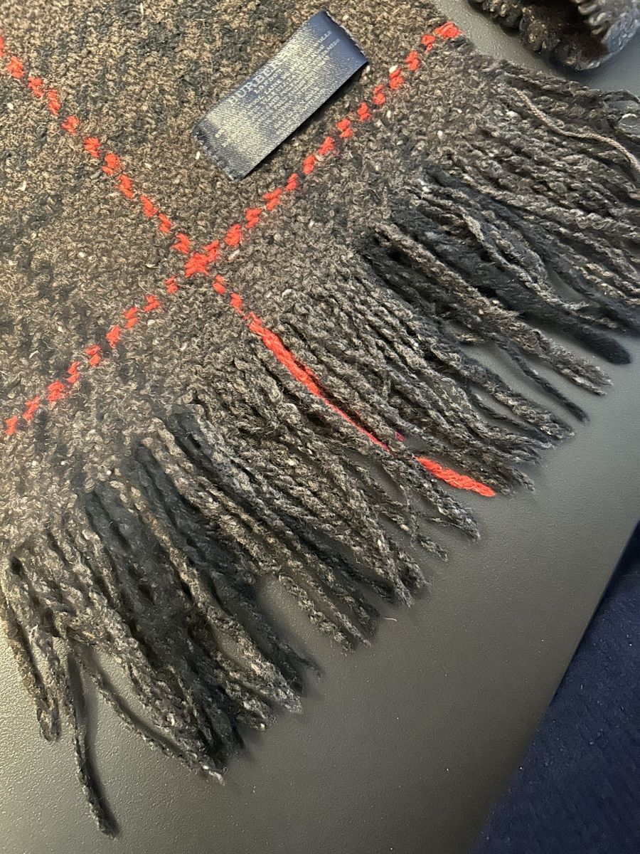 Burberry Foulard & Sciarpe: Écharpe Burberry brun foncé – Nuovo (secondo la descrizione) da Pully venduto da rosipa 2