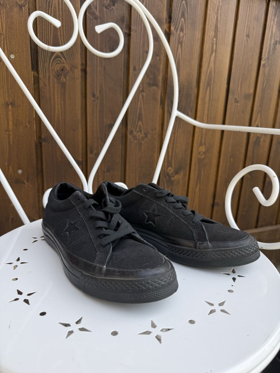 Converse Chaussures femmes: Converse Gr. 36.5  – D'occasion à Rorbas par Zunnii