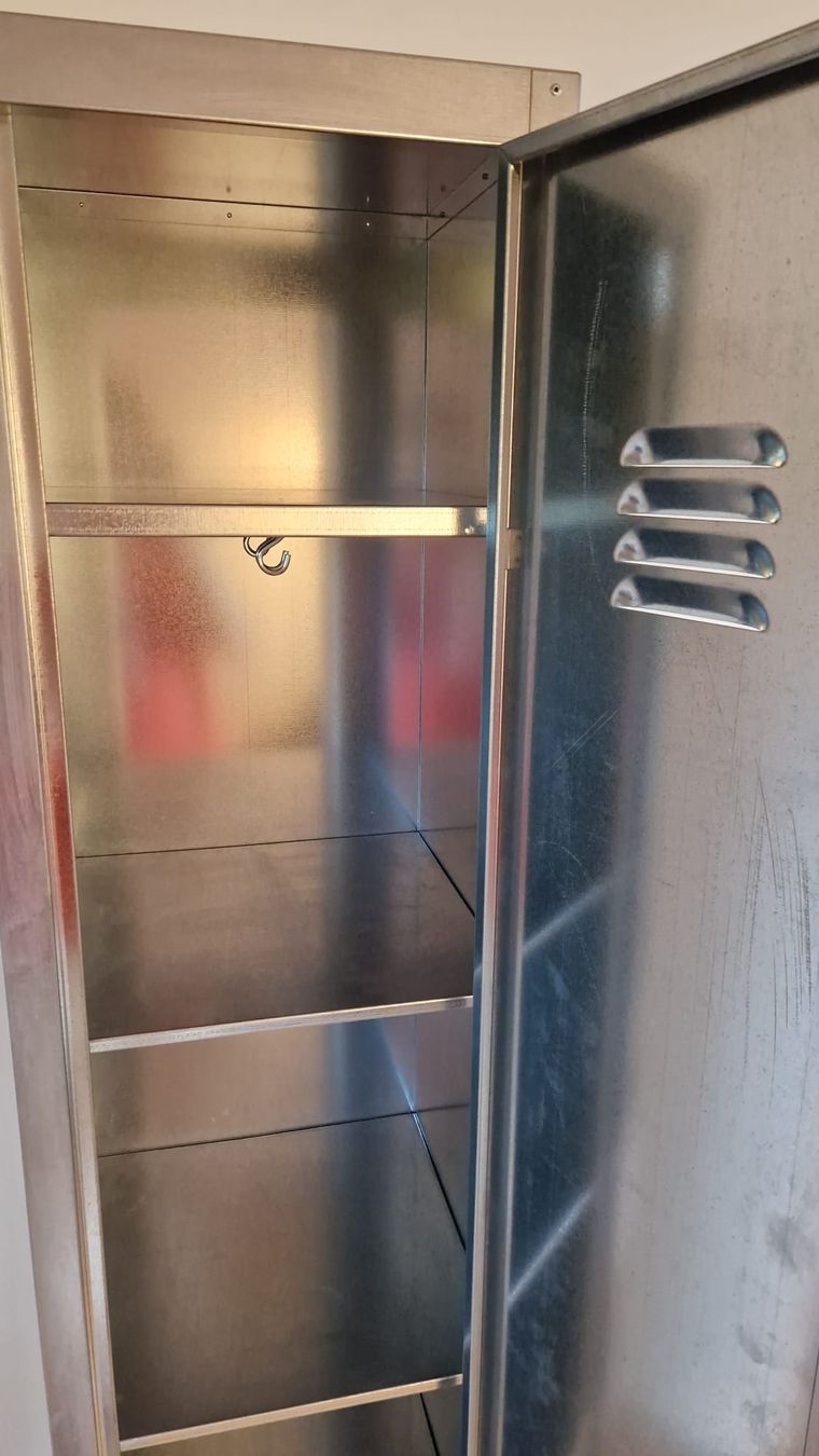 Armadi: Spint Silber – Usato da Grüningen venduto da 2impress 2