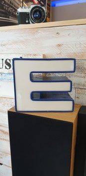 Tutte le decorazioni: Plexi Buchstage Deko E – Usato da dietlikon venduto da avspalinger