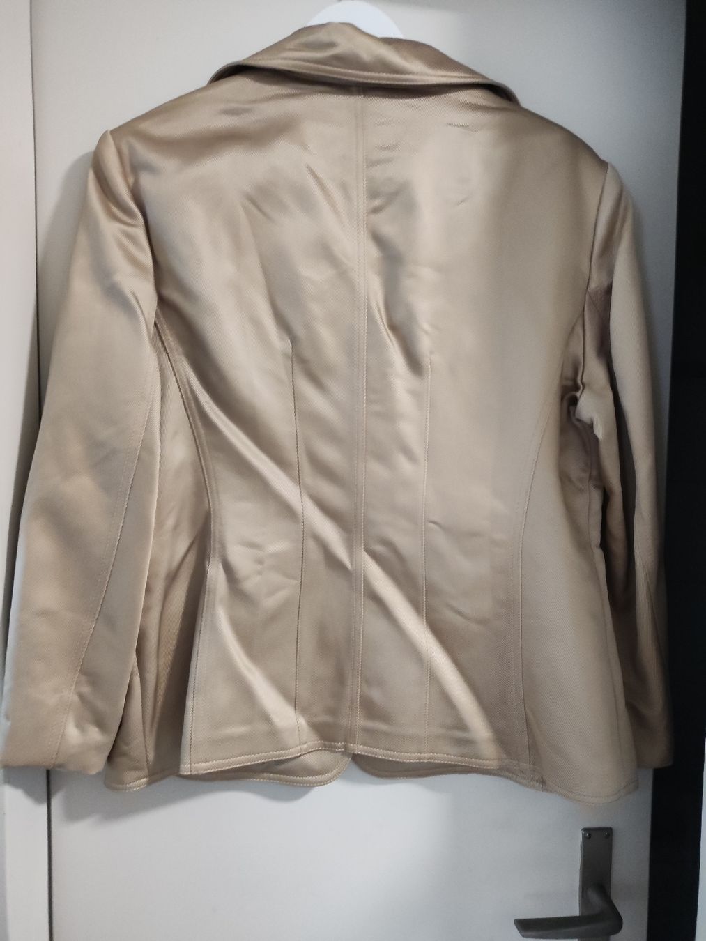 Giacche: Blazer goldig delmod 44 – Nuovo (secondo la descrizione) da Münchenbuchsee venduto da Cori1968 4