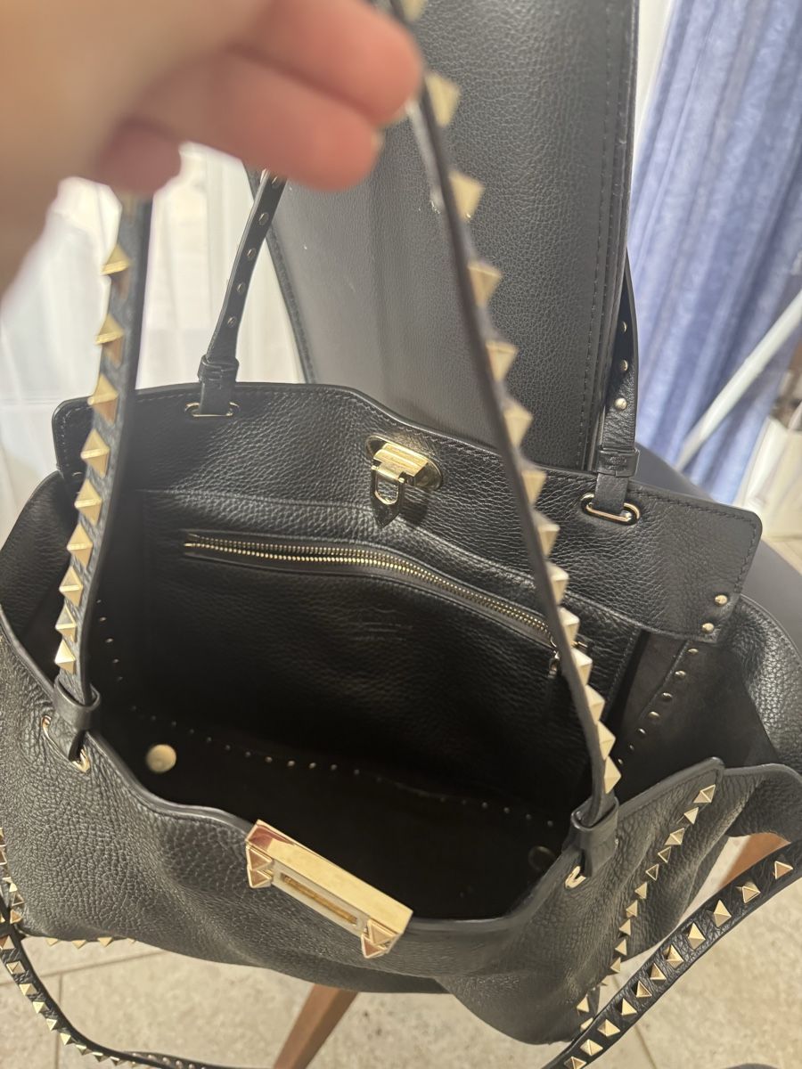 Valentino Taschen für Damen: Valentino Rockstud Tote - medium - like new – Neu (gemäss Beschreibung) aus Zürich von Benutzername-B 7