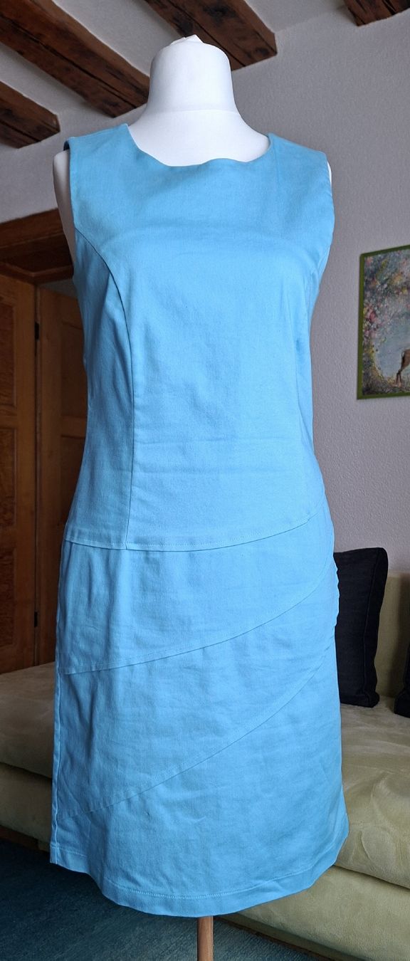 Robes: Elegantes Keid – D'occasion à Biberist par Hope40