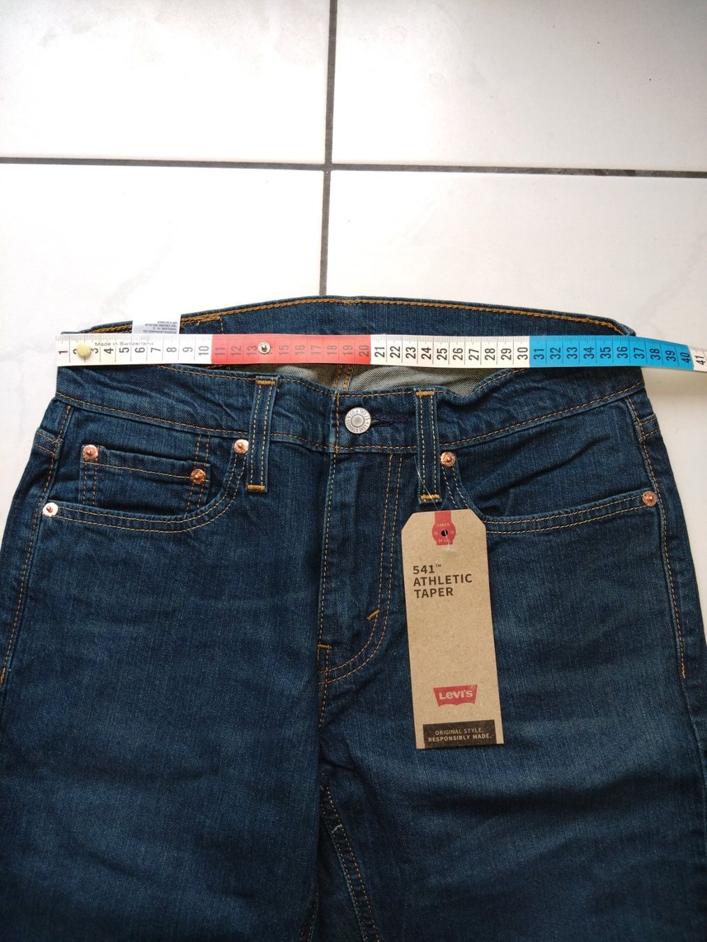 Levi's Jeans: Levis  541 Jeans W 29 – Nuovo (secondo la descrizione) da Uitikon Waldegg venduto da PJLS1 1