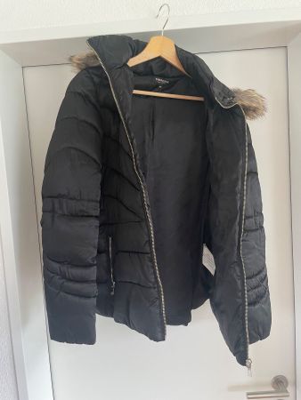 Morgan schwarze Winterjacke, Grösse 40, Top Zustand!