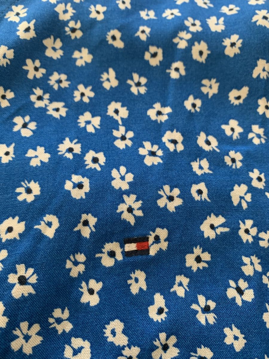Tommy Hilfiger Camicette, T-shirt & Top: Blouse à fleurs tommy Hilfiger – Nuovo e nell'imballaggio originale da Genève venduto da rez_c6c6 5