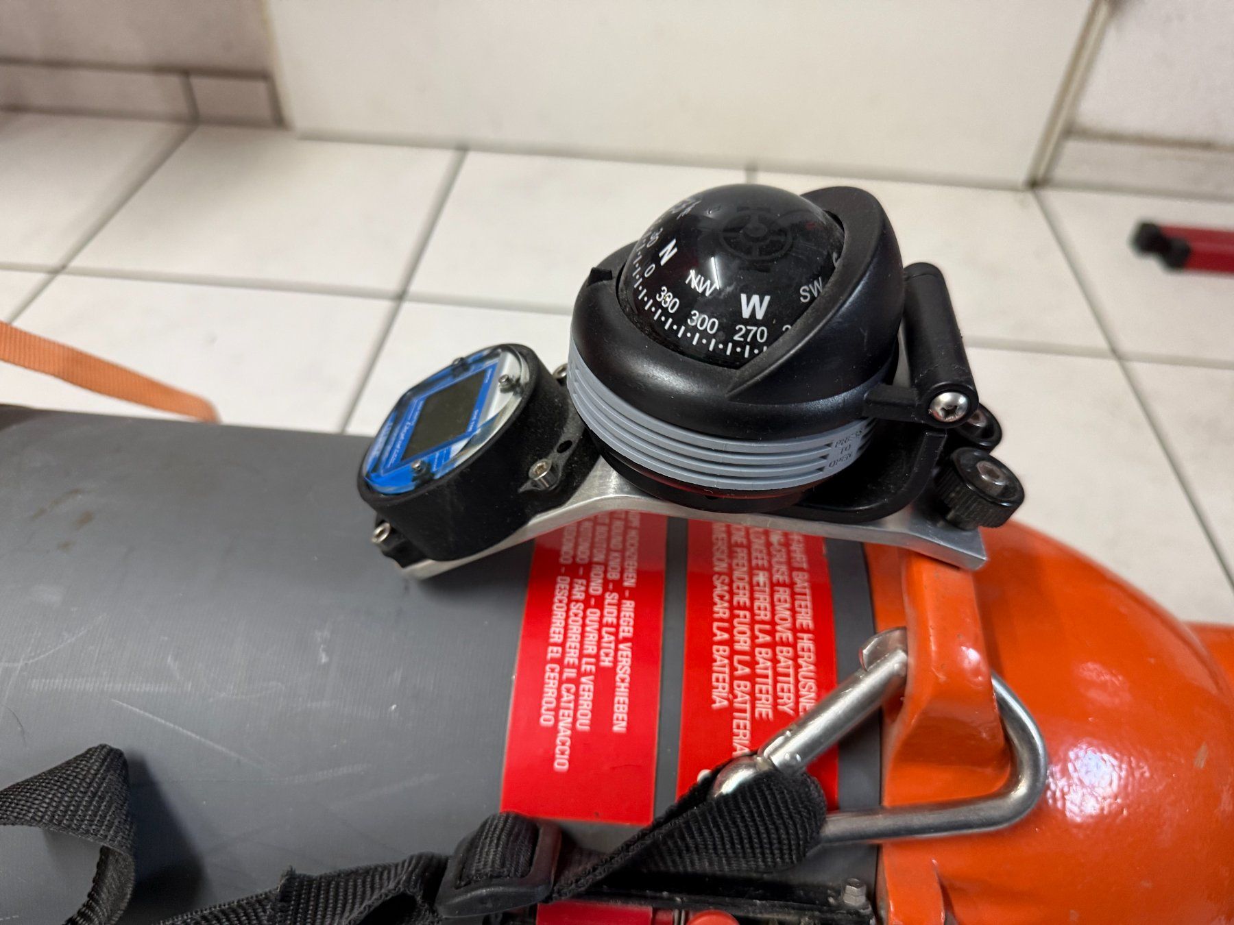 Sonstige: Unterwasserscooter Original Aqua Zepp – Gebraucht aus Aeugst am Albis von Theo09 3
