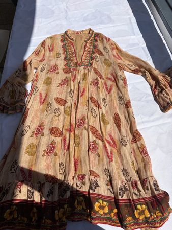Robe brodée 