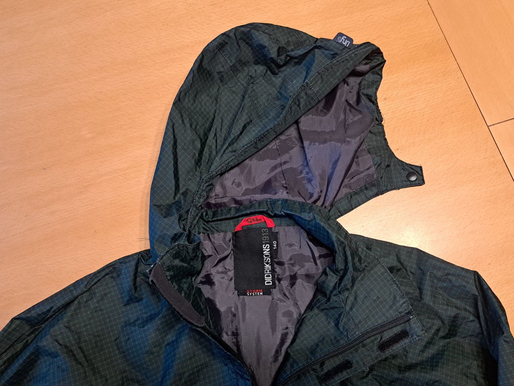 Didriksons Vestes & Manteaux: Regenjacke Didriksons Gr. 140 – D'occasion à Bazenheid par Corsche 1