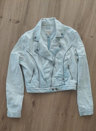 Mango Jeansjacke Grösse S, hellblau, guter Zustand