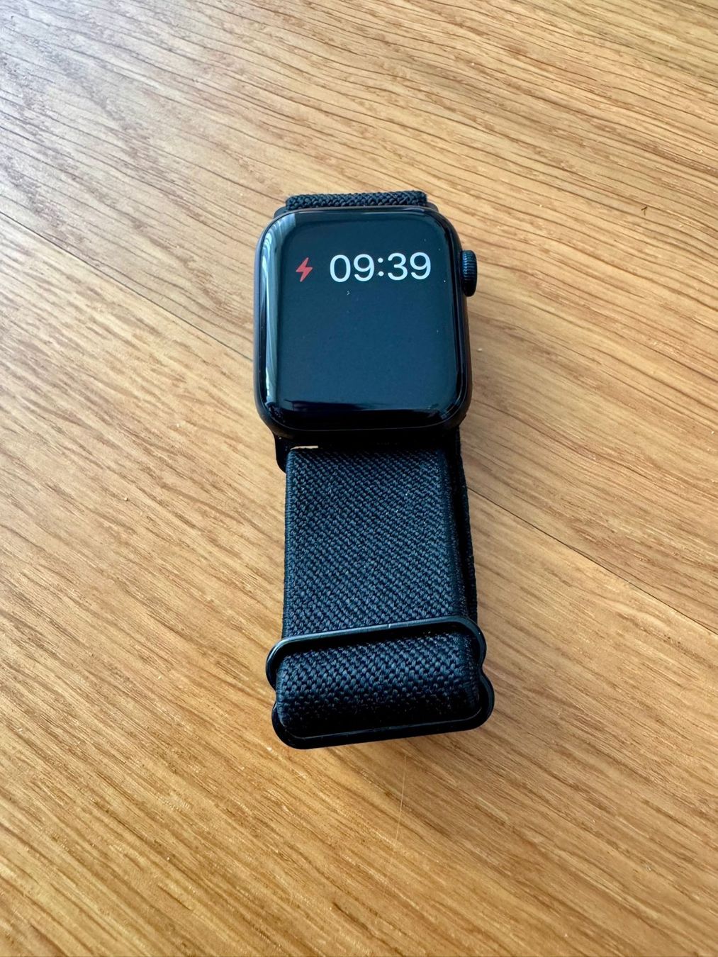Apple Smartwatch: Apple Watch SE 40 mm – Usato da Tübach venduto da Barbara0082