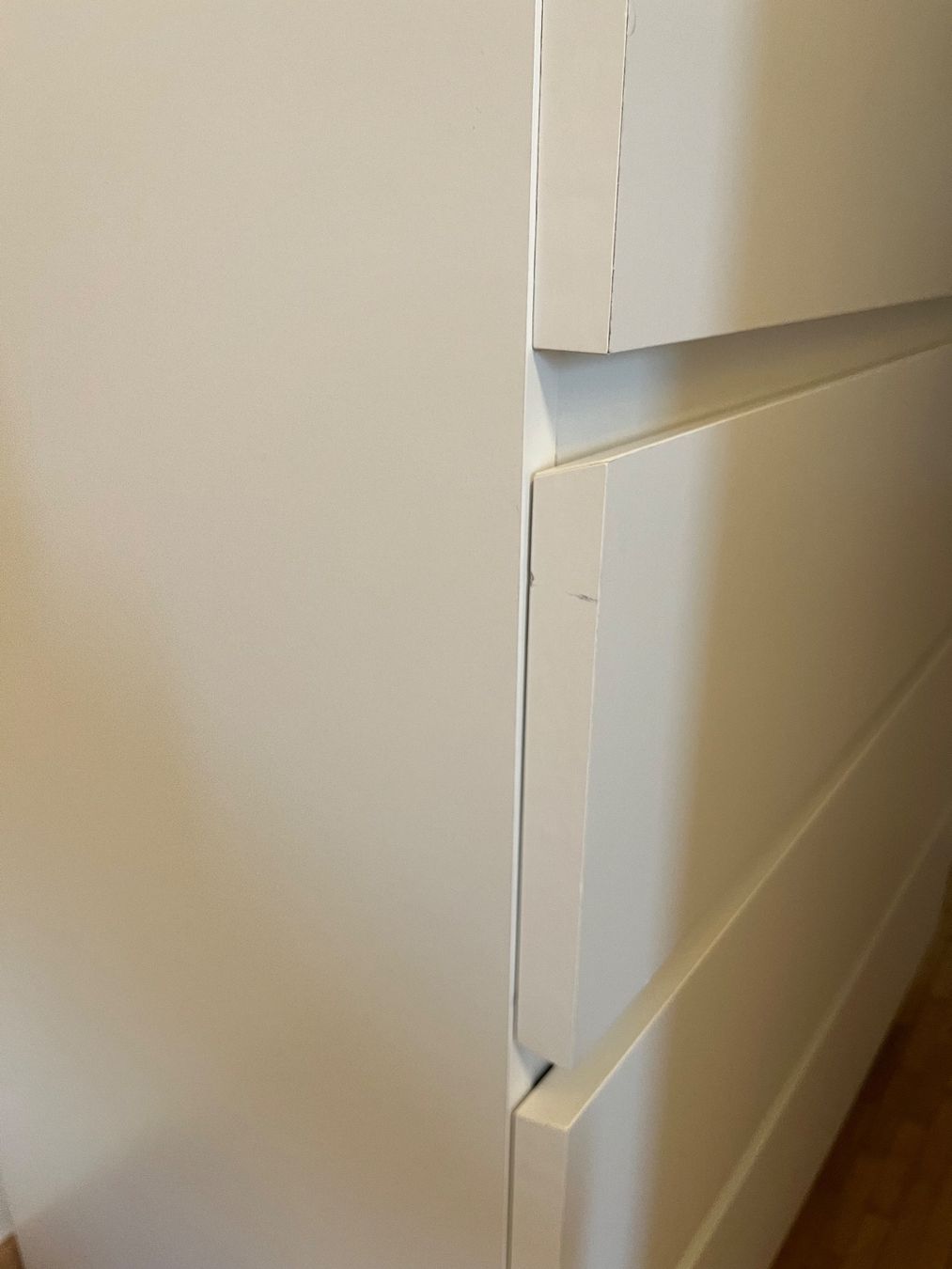 Ikea Commodes: IKEA MALM Kommode weiss, 4 Schubladen – D'occasion à Jona par lau_k95h 7