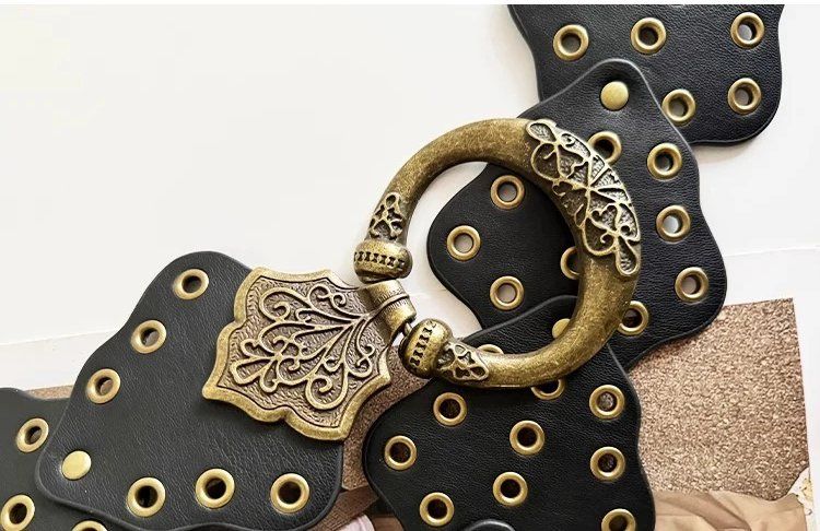 Ceintures: 2x Retro Korean-style Gürtel mit Nieten – Neuf avec emballage d'origine à Lausanne par FASHION-WORLD-SHOP 5