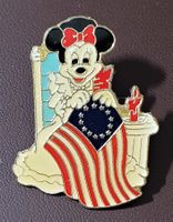 Q547 - Pin Walt Disney - Minni Mouse Stickt USA EU Flagge