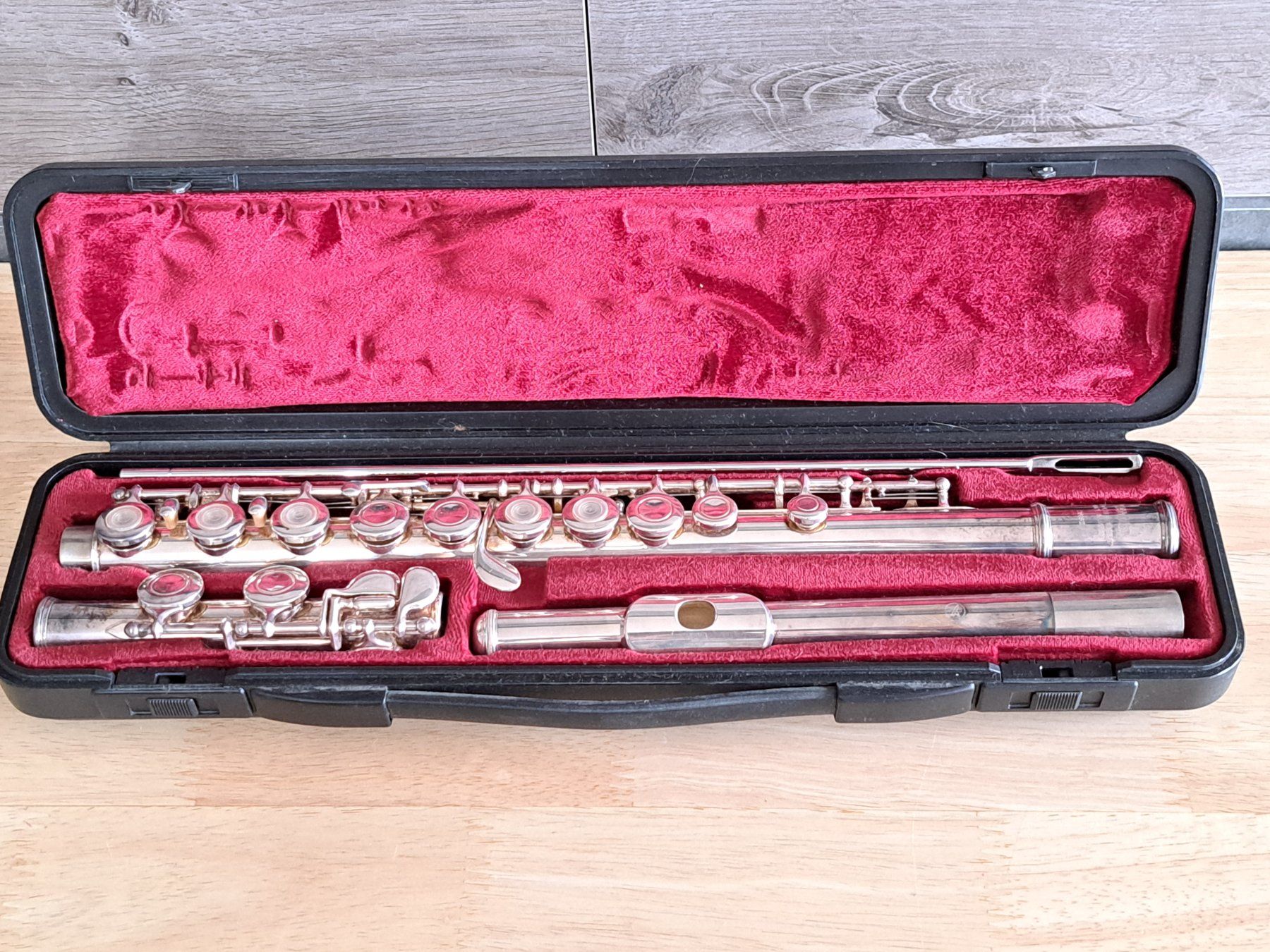 Yamaha Musikinstrumente: Querflöte YAMAHA 281SllTop Silber versilbert – Neu (gemäss Beschreibung) aus Birsfelden von oleros