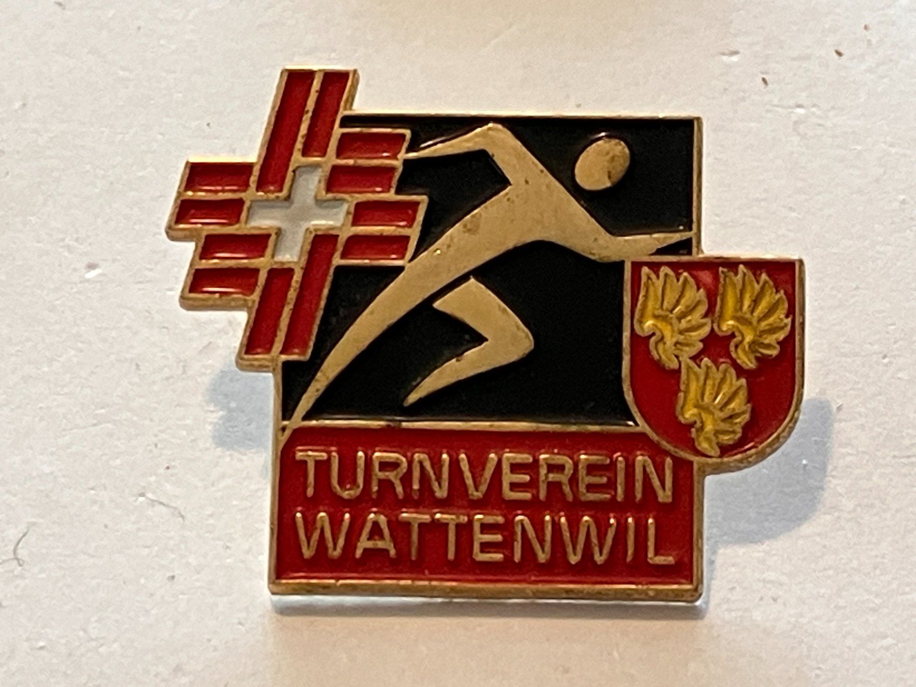 Placchette & Badge: 1 Pin Turnverein Wattenwil – Usato da Basel venduto da djwwpp