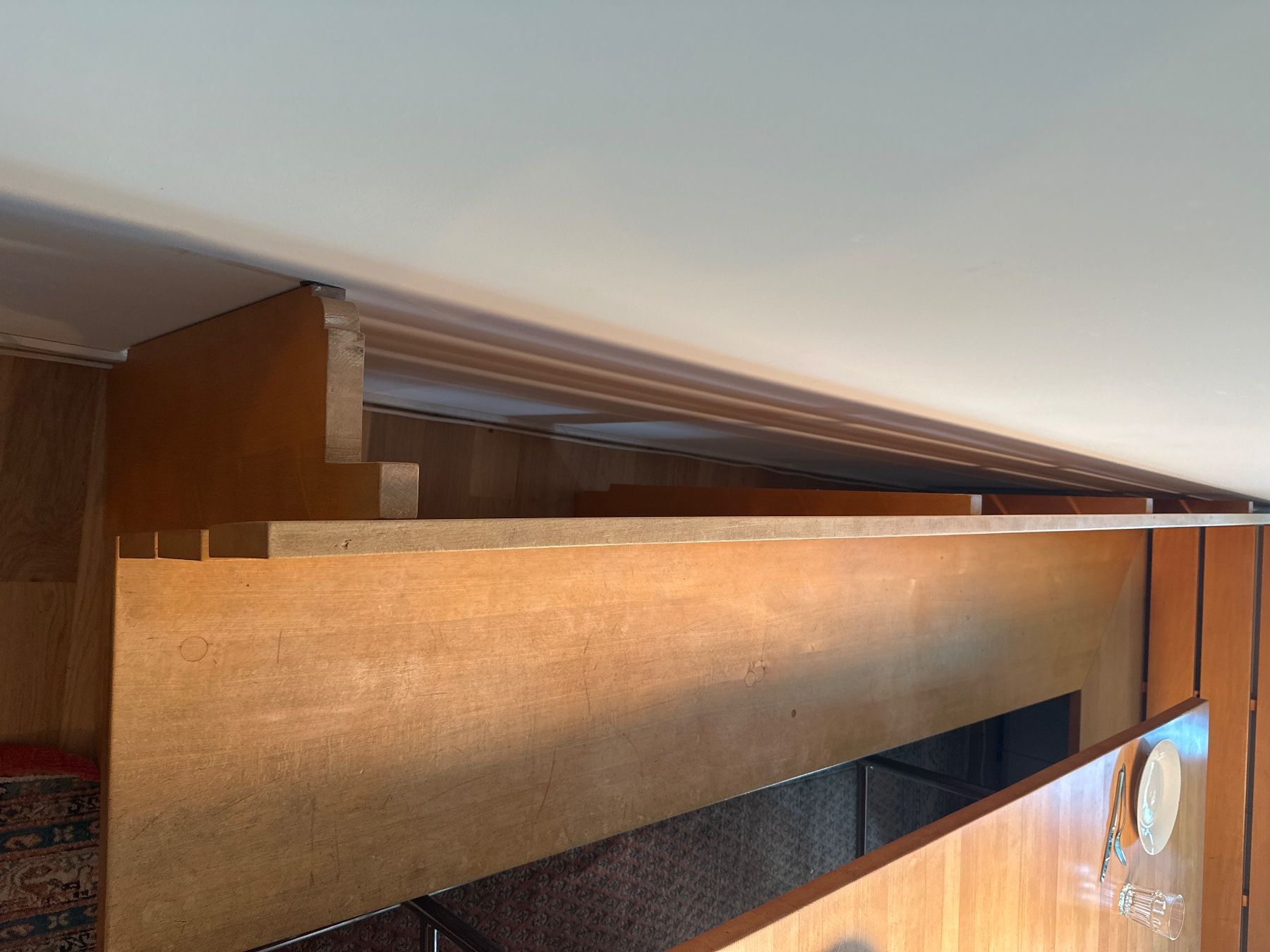 Panchine: Holz Eckbank Sitzbank, gut erhalten – Usato da Luzern venduto da s_m_6skd 4