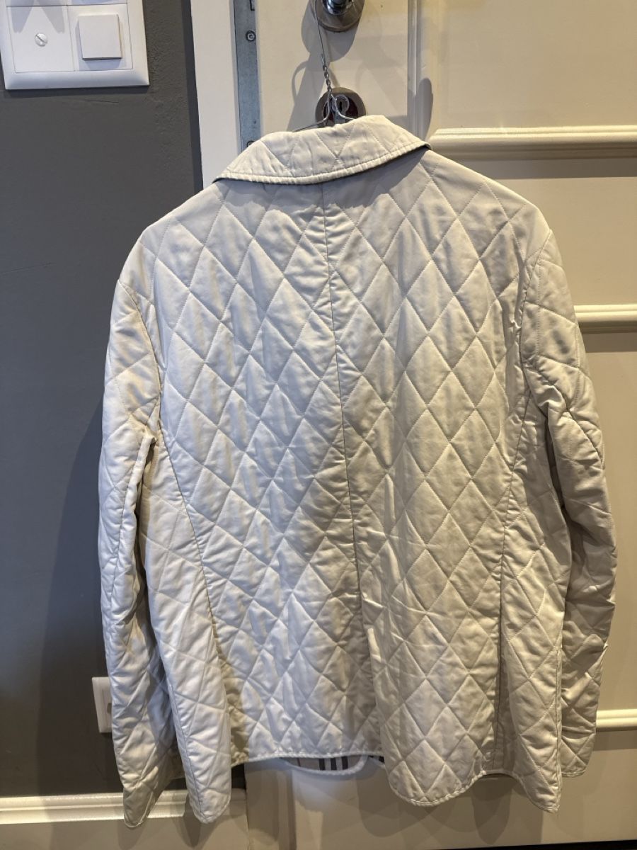 Burberry Mäntel: Burberry Quilted Jacket beige, size S, used – Gebraucht aus Kilchberg ZH von gia_28mq 2