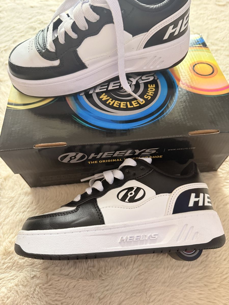 Patins à roul. & inline: Heelys Schuh mit Rolle  – Neuf avec emballage d'origine à Zürich par Sebi.063 2