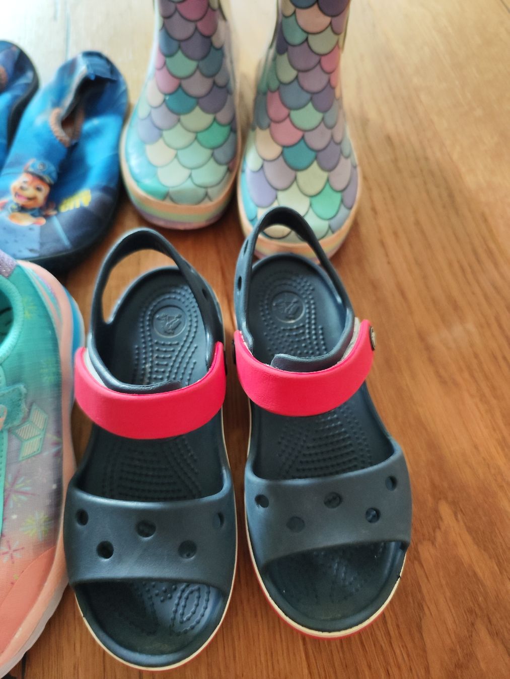 Scarpe per ragazze: Schuhe Gr. 28 und 29 – Usato da Kriens venduto da Xonox 2