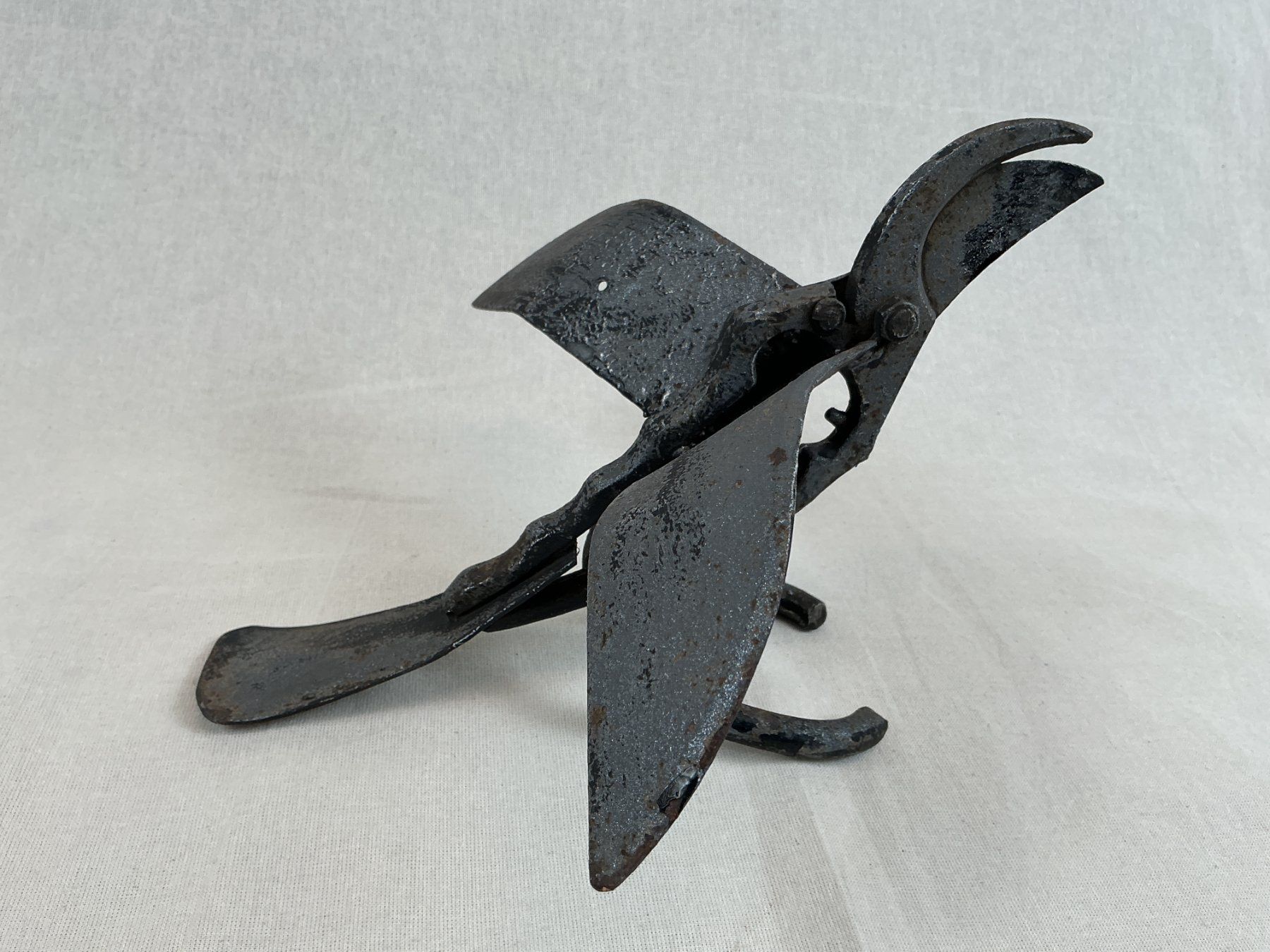 Sculptures & Statues: GARTEN SKULPTUR Vogel aus einer Gartenschere – D'occasion à Richterswil par Restwert_Richterswil 1