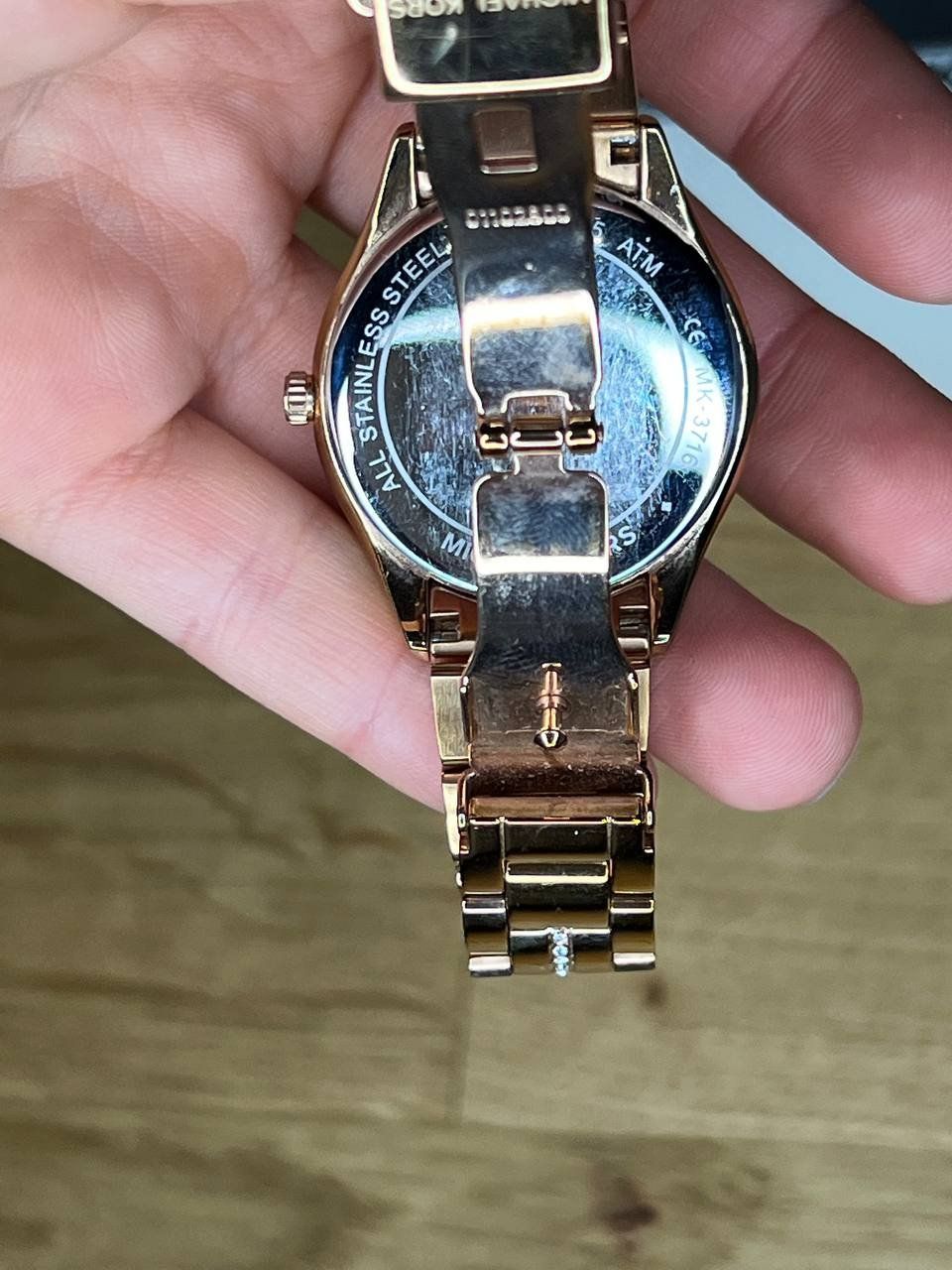 Michael Kors Montres: Michael Kors Lauryn – Neuf avec emballage d'origine à Riehen par edu_92w7 6