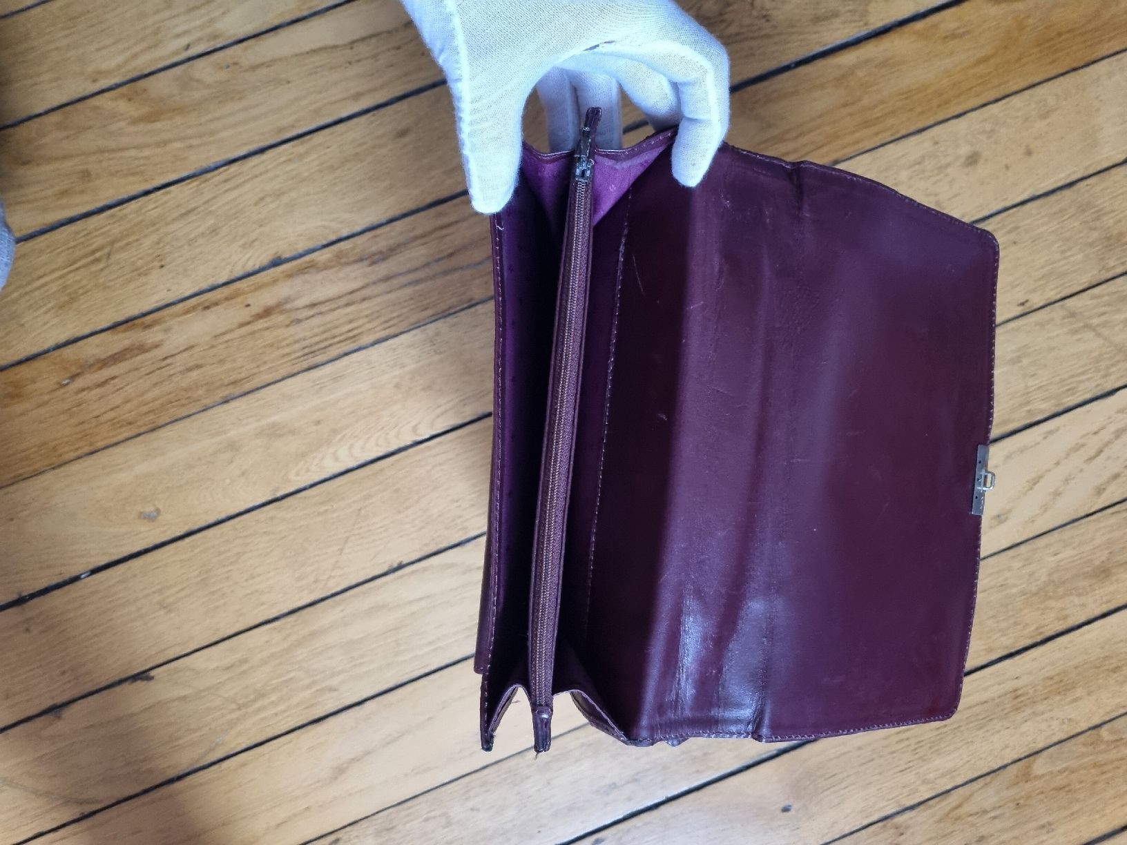Cartier Valigie & Borse: Cartier Aktentasche Bordeaux Leder Top – Usato da Schaffhausen venduto da Leveron13 3