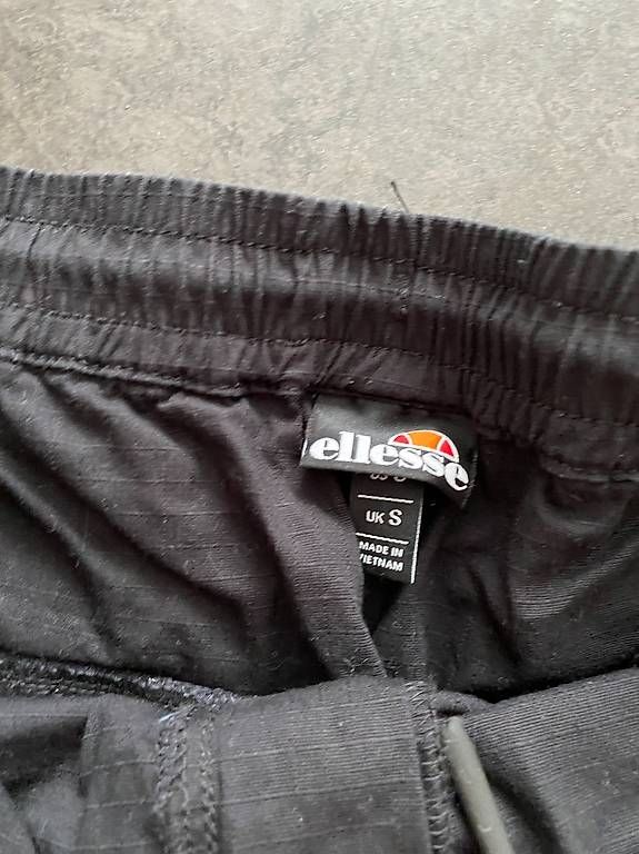 Pantaloni: Ellesse Shorts, Grösse S – Usato da Nottwil venduto da mit_7x97 1