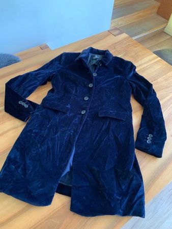 NAVYBOOT nachtblauer Samtmantel Grösse 42