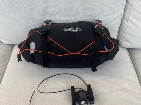 Ortlieb Handlebar-Pack Flex 15l + Bar-Lock Halterungssystem