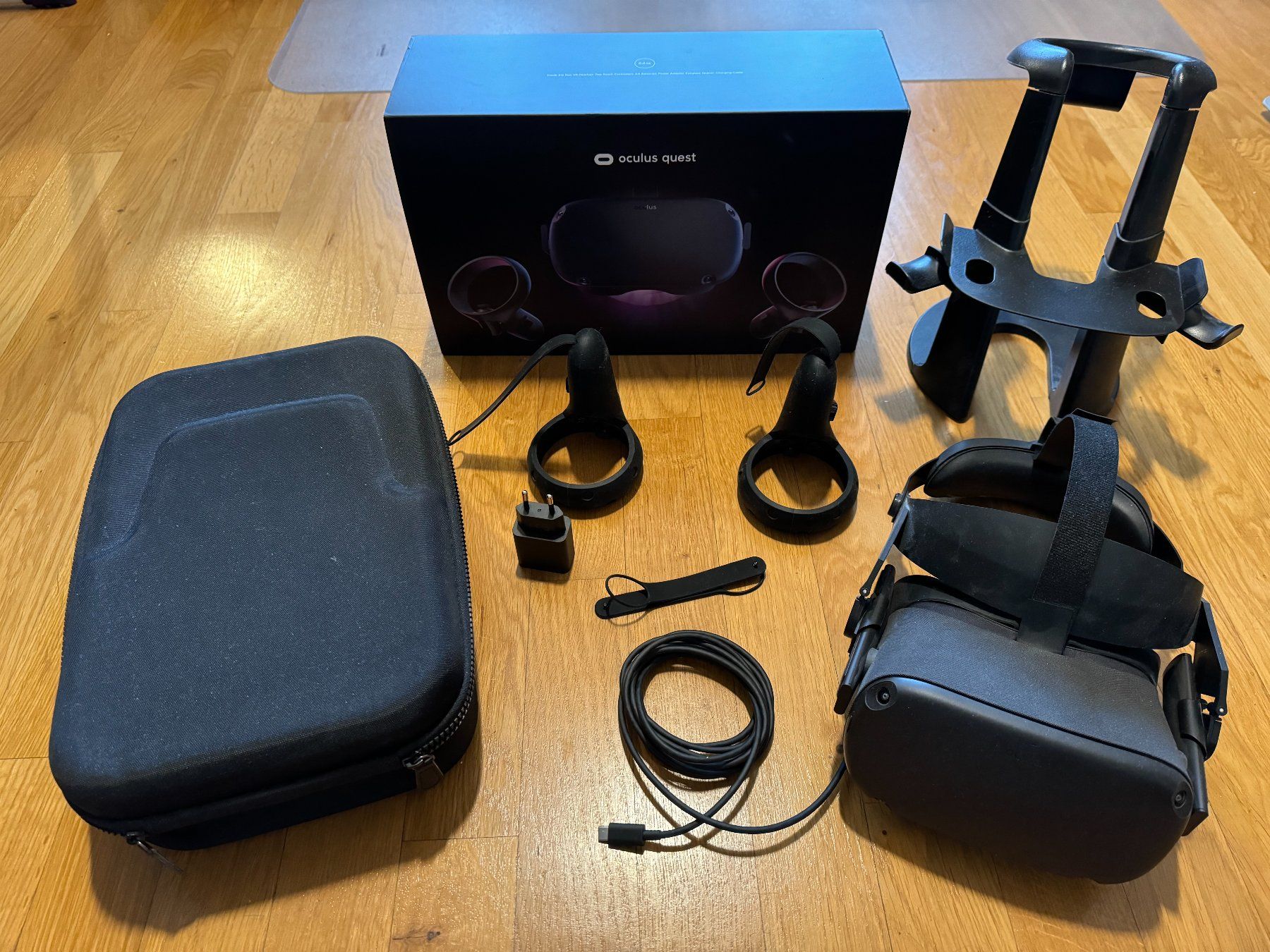 Meta Sonstiges Zubehör: Oculus Quest (Meta Quest) 1st Gen 64GB set – Gebraucht aus Dübendorf von  1