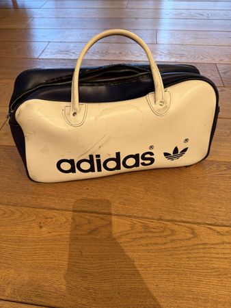 Adidas Retro Tasche, ca. 35jährig