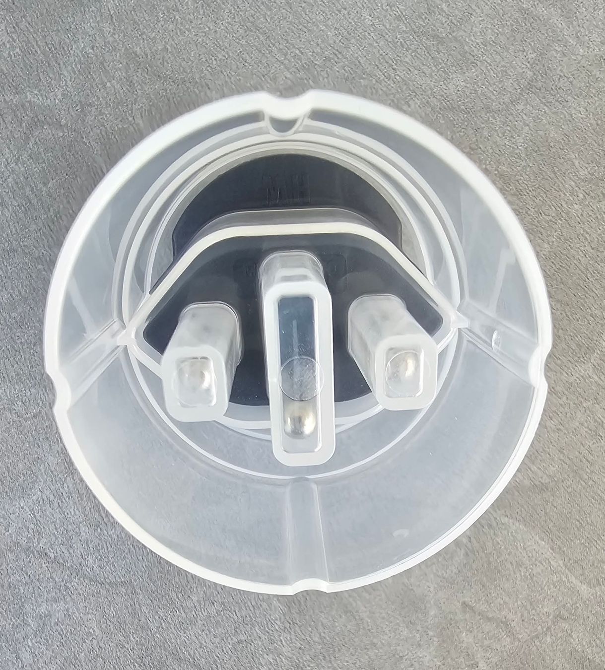 Laufwerke & Adapter: Übergangsstecker 3-polig, Neu – Neu und originalverpackt aus Grosshöchstetten von Chaotik-Reptil 1