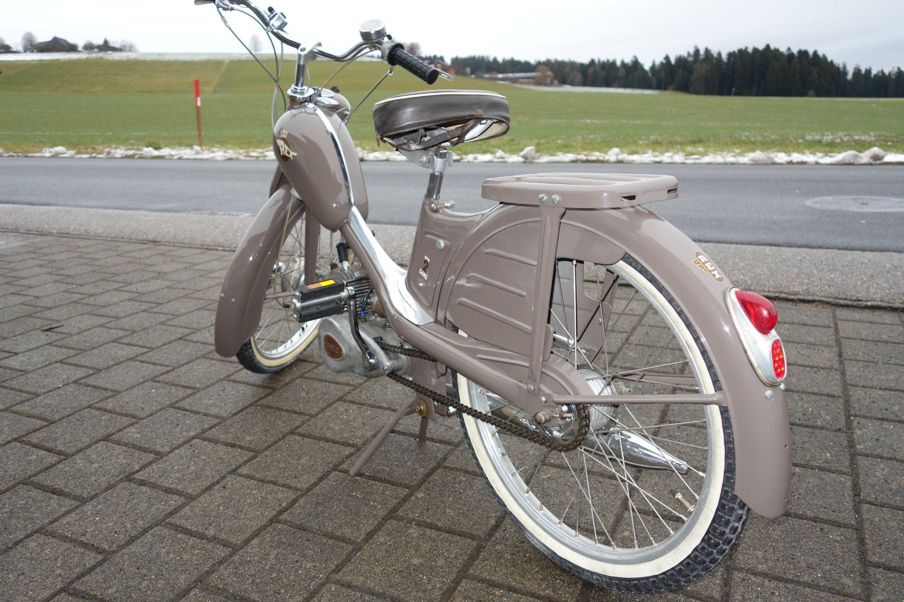 Cyclomoteurs: Mofa Rex Oldtimer – D'occasion à Weier im Emmental par Rsz8 5