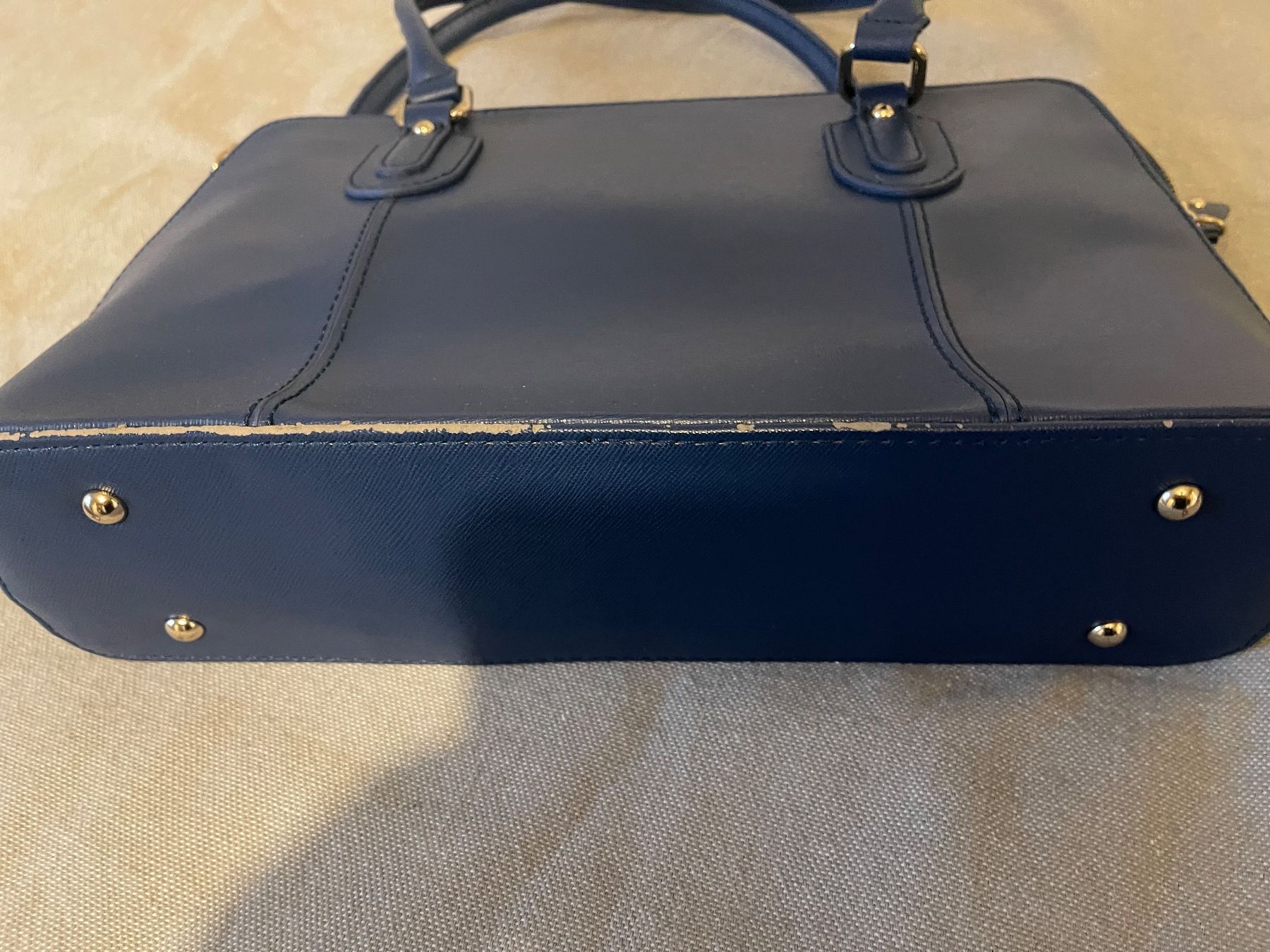 L.Credi Borse da donna: L CREDI  tasche – Usato da Hinterkappelen venduto da simona67 4