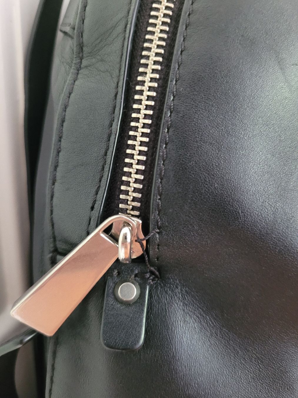 Michael Kors Rucksäcke: Michael Kors Rucksack Leder – Defekt aus Bern von ralella 3