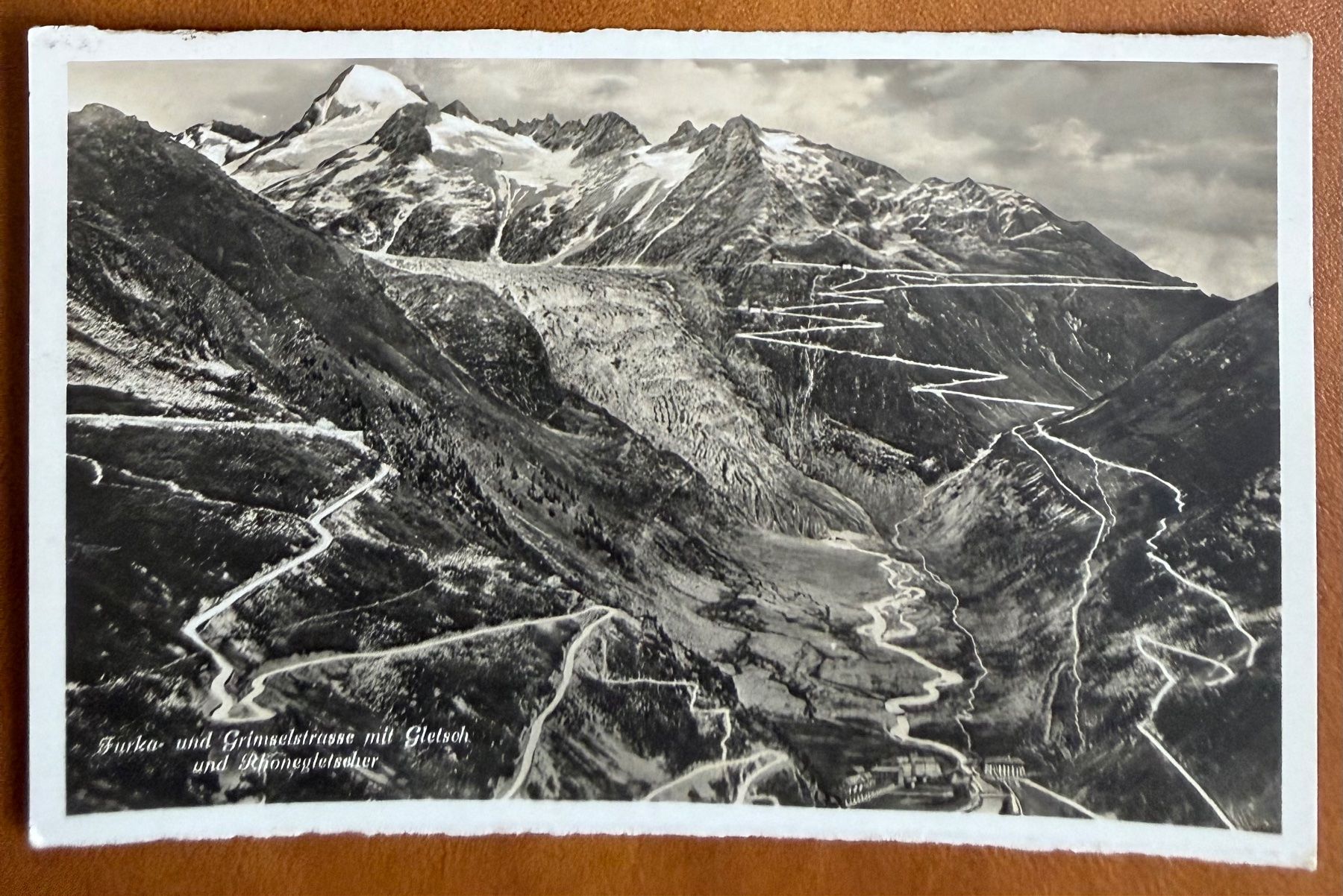 Cartoline postali: Furka - Grimselstrasse - Rhonegletscher 1940 – Usato da Lutry venduto da Ediego