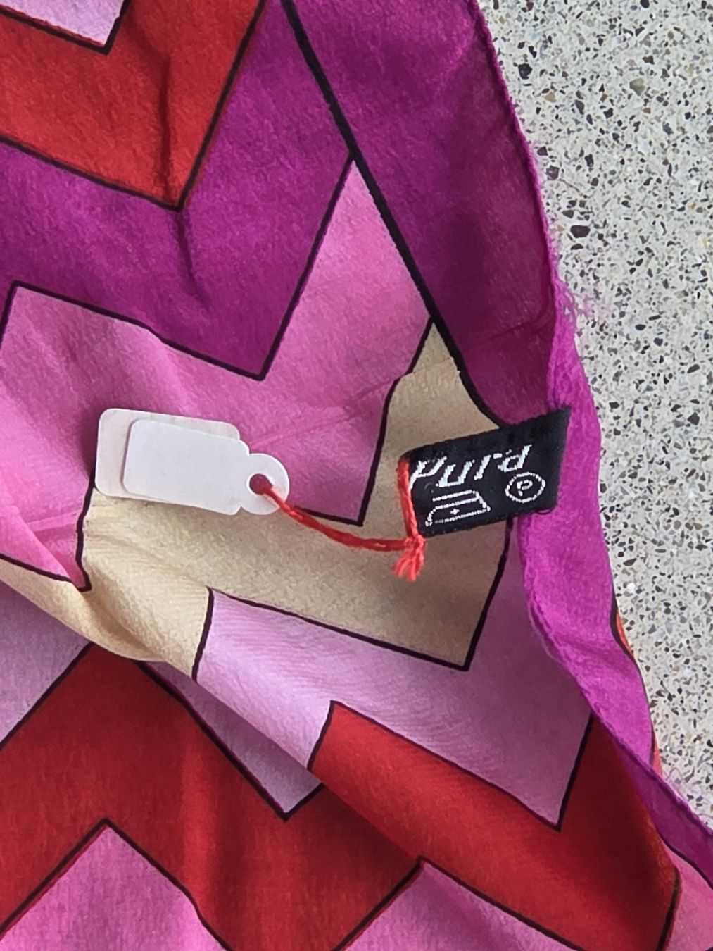 Foulard & Sciarpe: Seidenfoulard, Nicky-Tuch – Nuovo e nell'imballaggio originale da Frauenfeld venduto da Schenken-mit-Herz 1