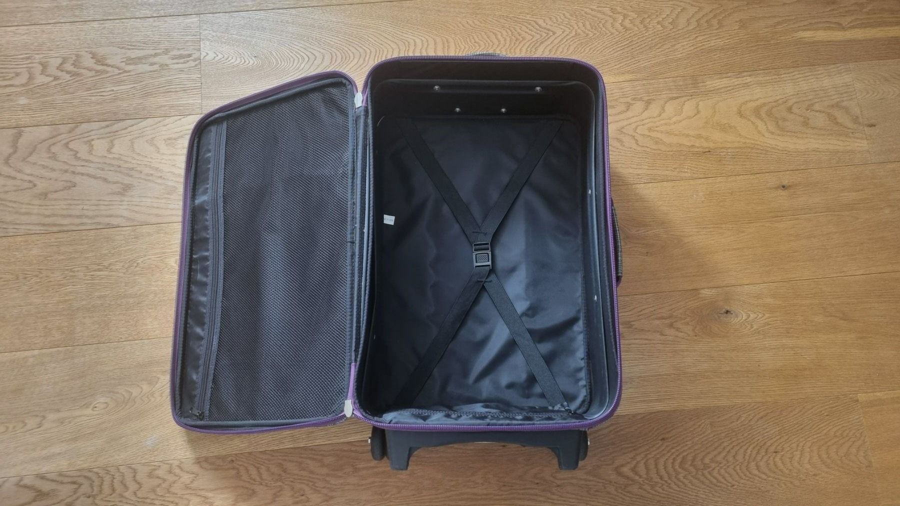 Valigie: Reisekoffer 35x25x57cm – Usato da Wohlen AG venduto da stephanieAG 2