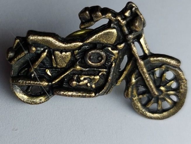 Placchette & Badge: Motorrad PIN – Usato da Zürich venduto da t24_de